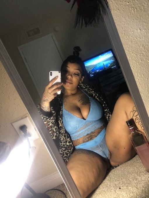 12P her pussy will drive you crazy