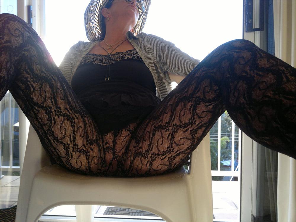 25P 5. Aussie wife exposed