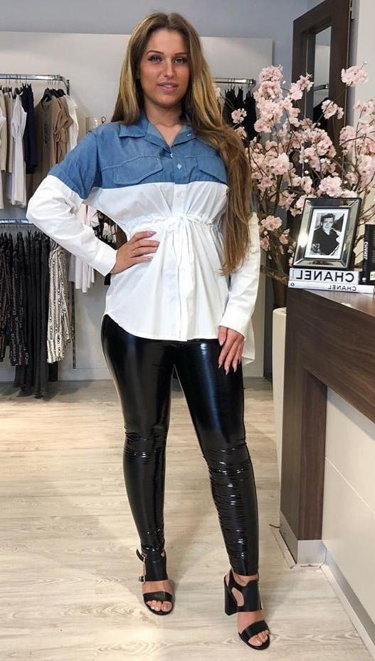 25P Hot Dutch amateur fashionstore owner in Leather and boots