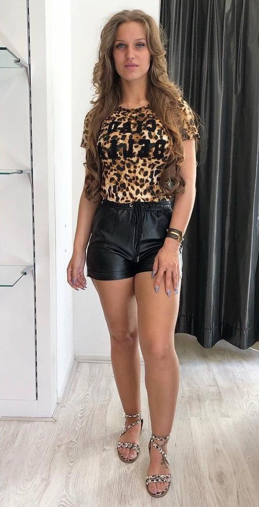 25P Hot Dutch amateur fashionstore owner in Leather and boots