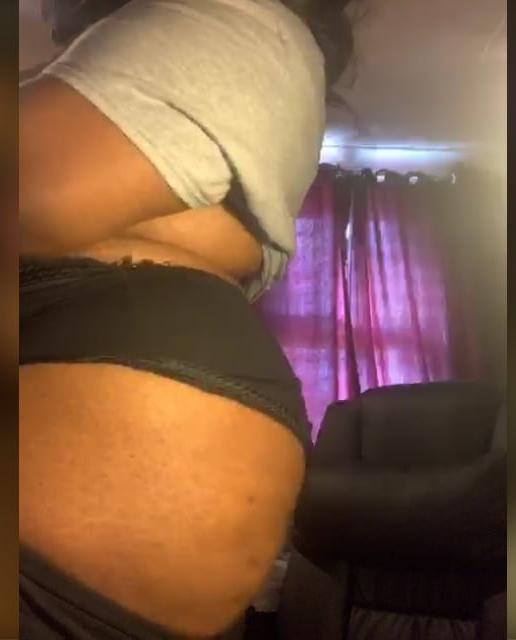 25P Ayana black chick big ass and big tits bbw
