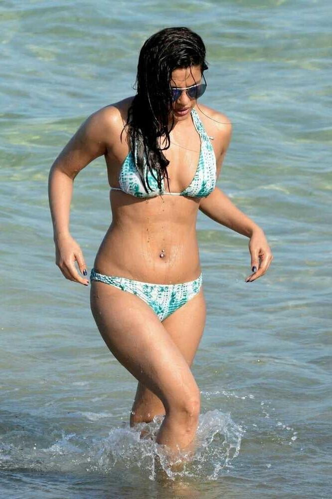 25P Bollywood actress ( Indian actress)