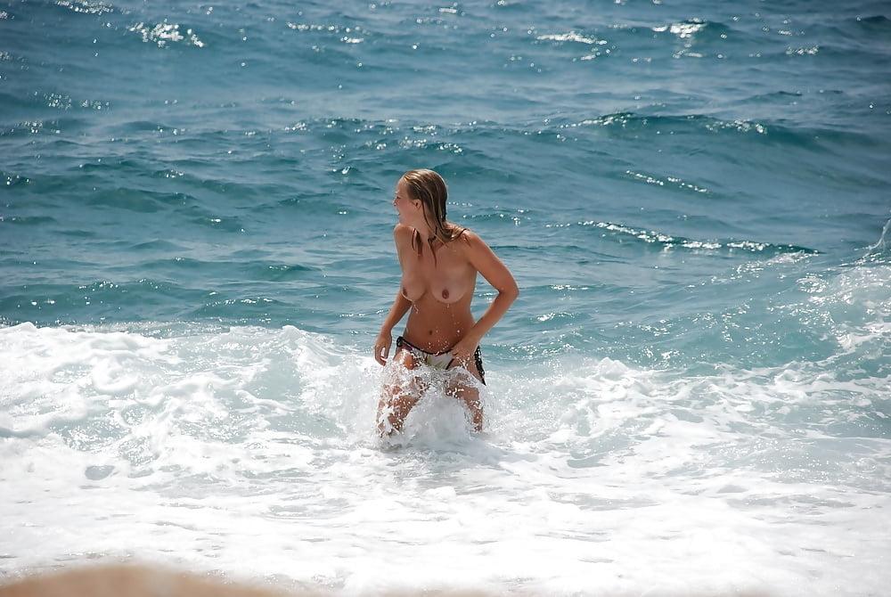 25P Beautiful amateur wife 05