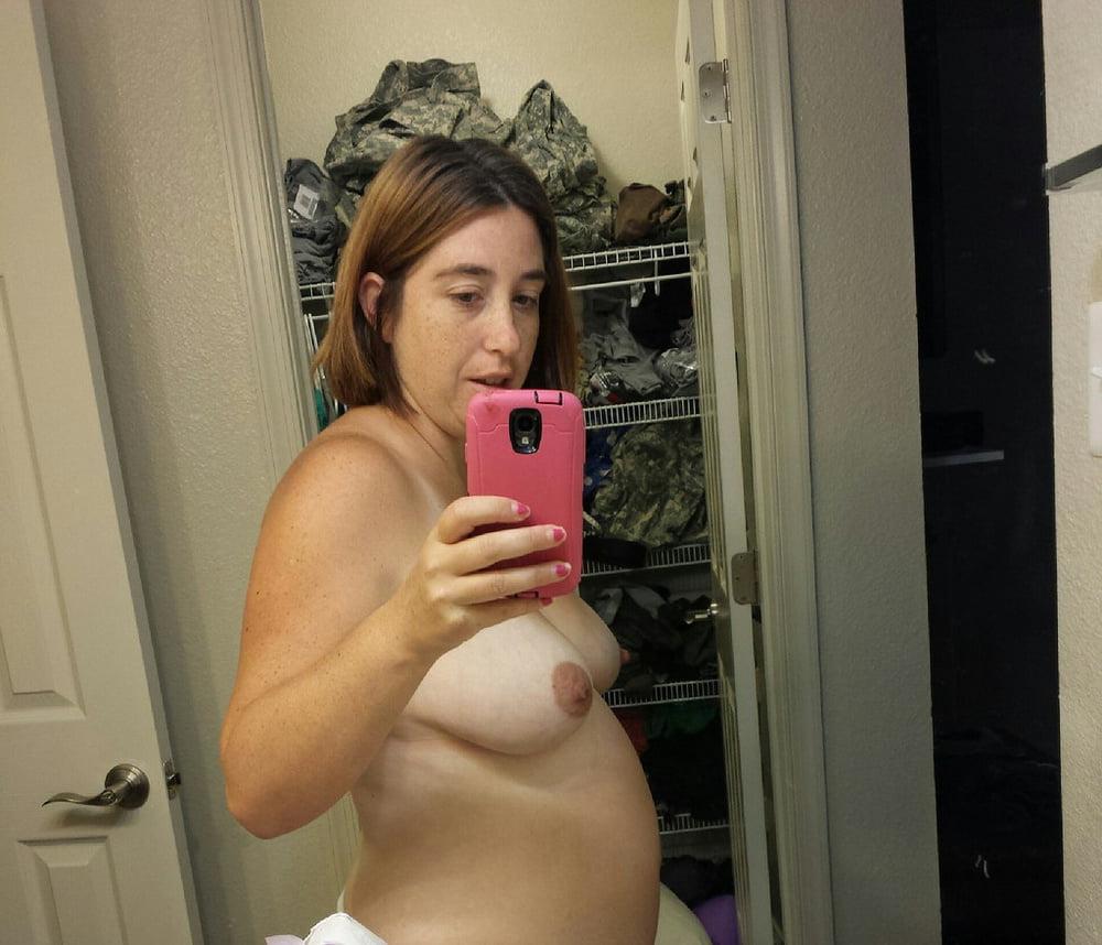 22P 4. Texas Preggo wife exposed