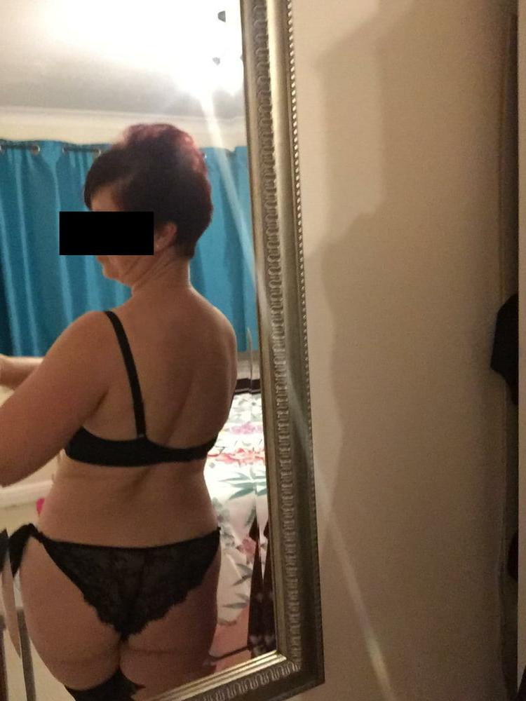 25P Shy Wife