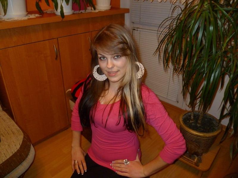 25P milfs wife