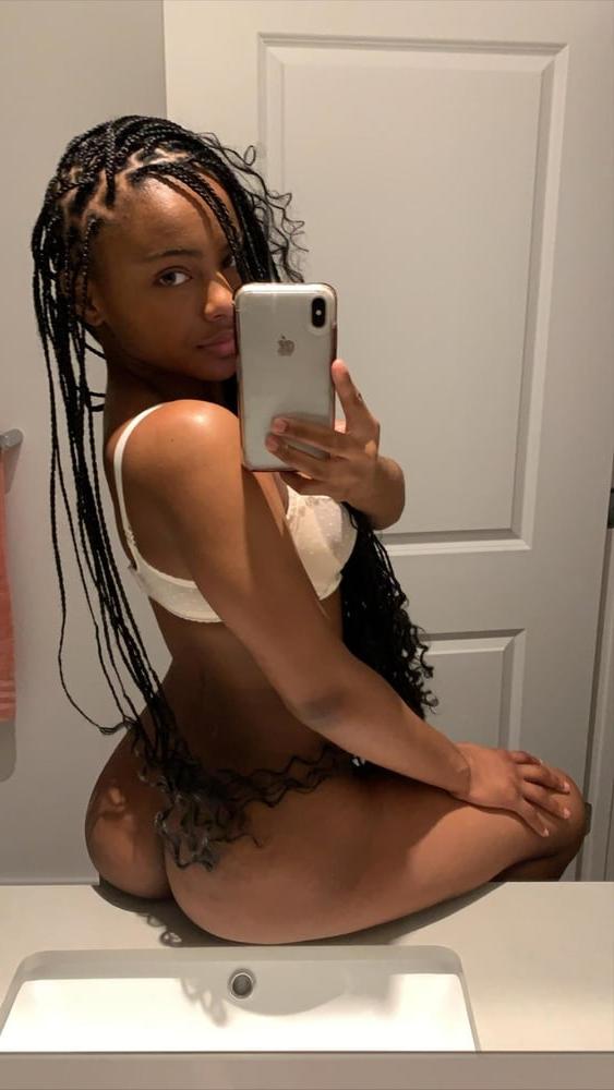 11P Ella, 20, uk