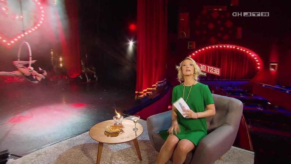 25P German TV Milf Angela Finger Erben