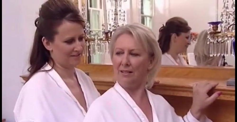 19P Margaret and Maria How to Look Good Naked photoshoot