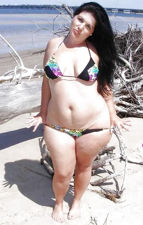 25P Big Girlz Need Love (Bikini Edition)