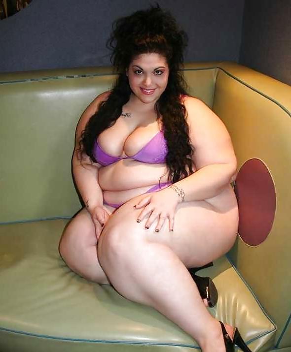 25P Big Girlz Need Love (Bikini Edition)