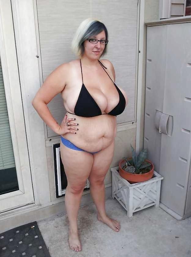 25P Big Girlz Need Love (Bikini Edition)