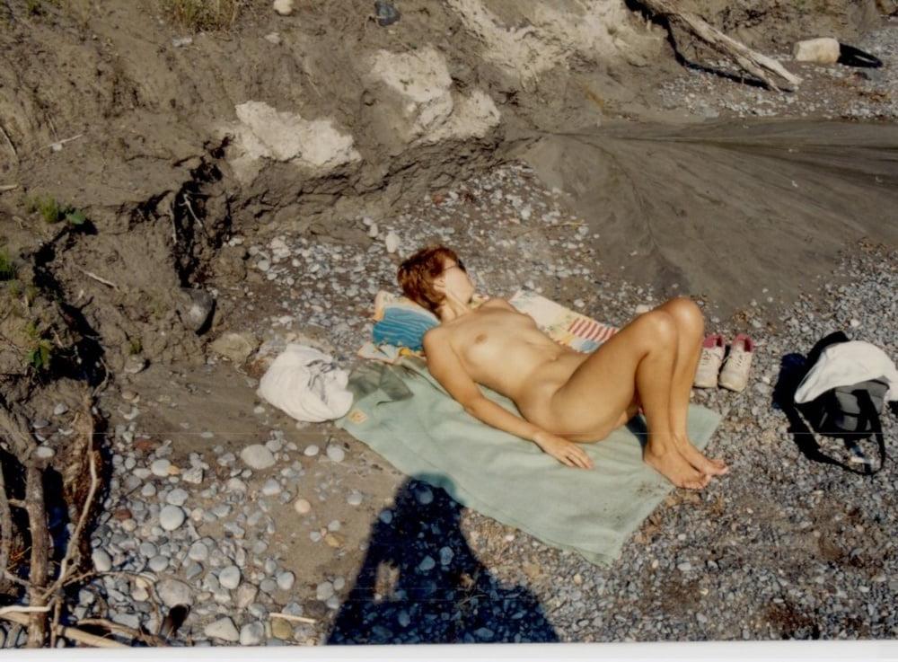 25P 5. Canadian mature wife exposed by hubby