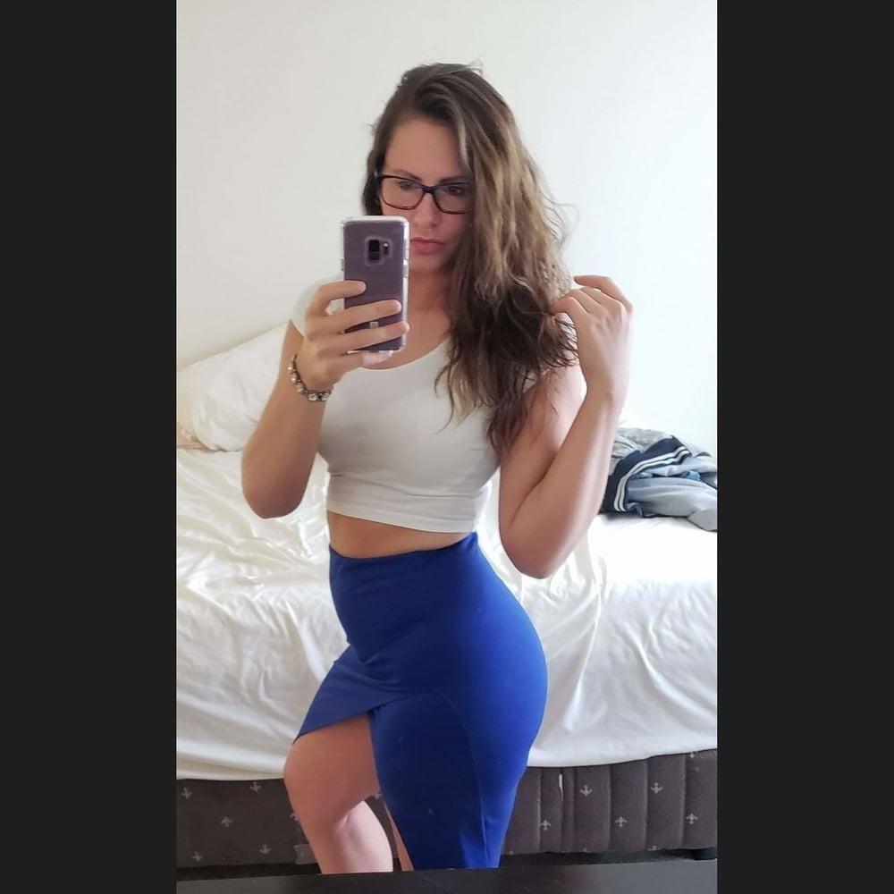25P Milf with big ass