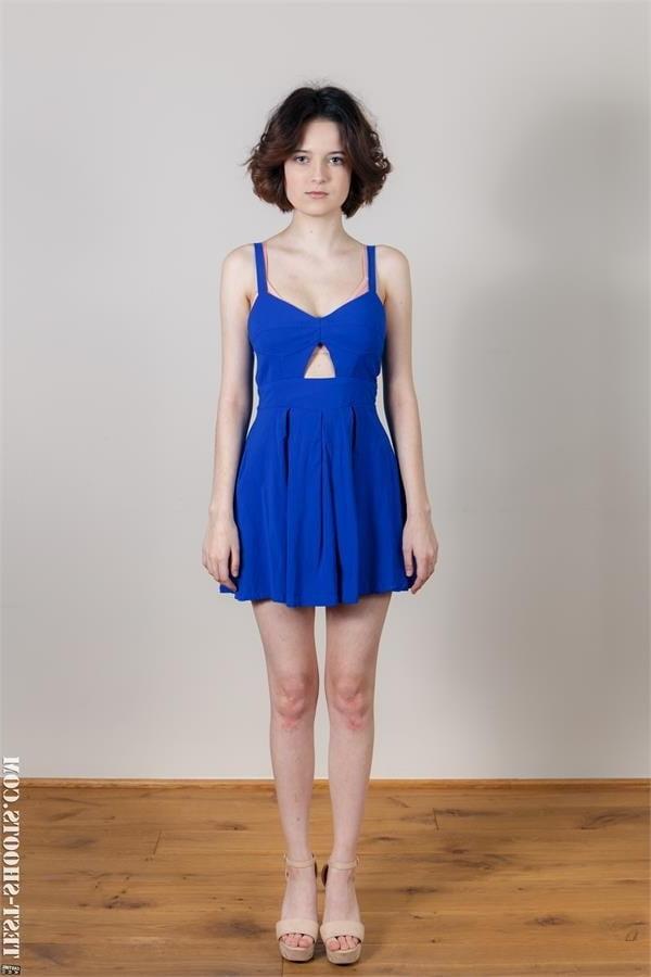 16P Polyna thin nerd teenager with perfect boobies casting