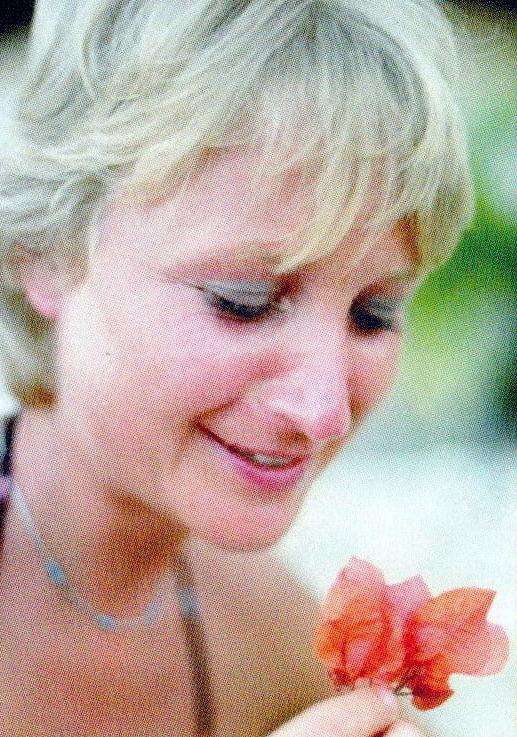 24P Linda Beth  married Slutwife