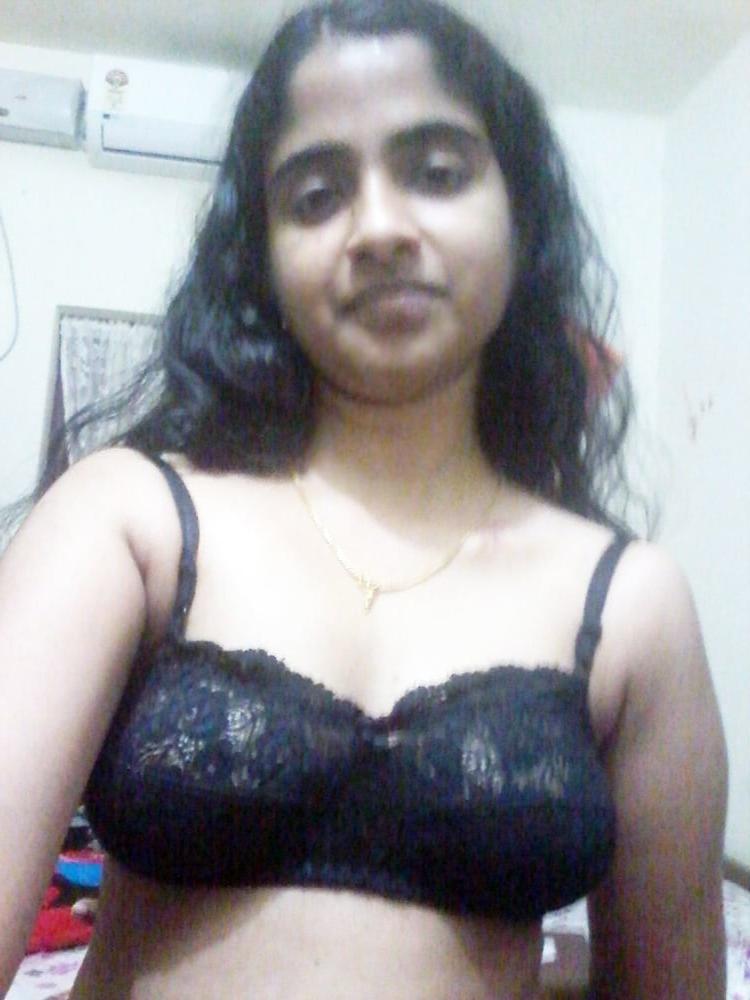 25P Desi wife poonam