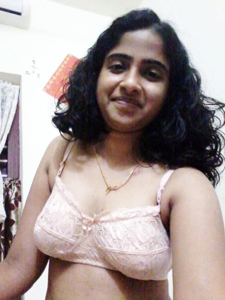25P Desi wife poonam