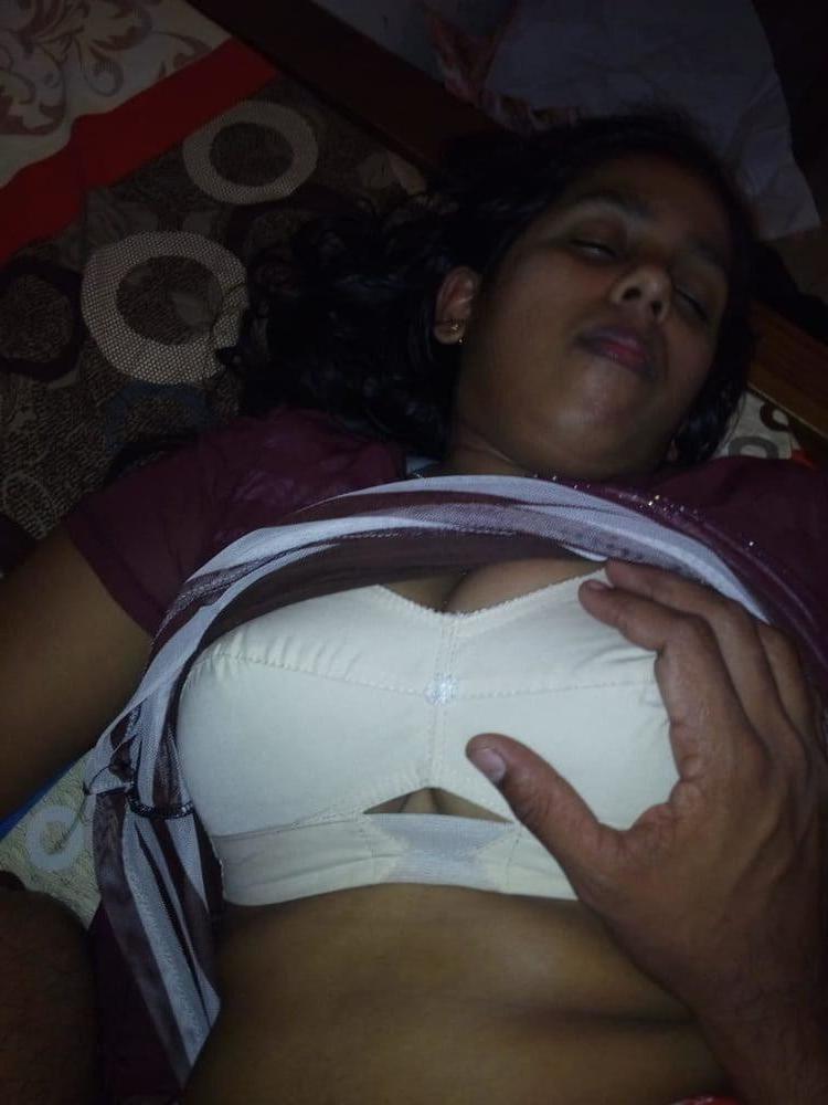 17P Nude tamil desi indian wife