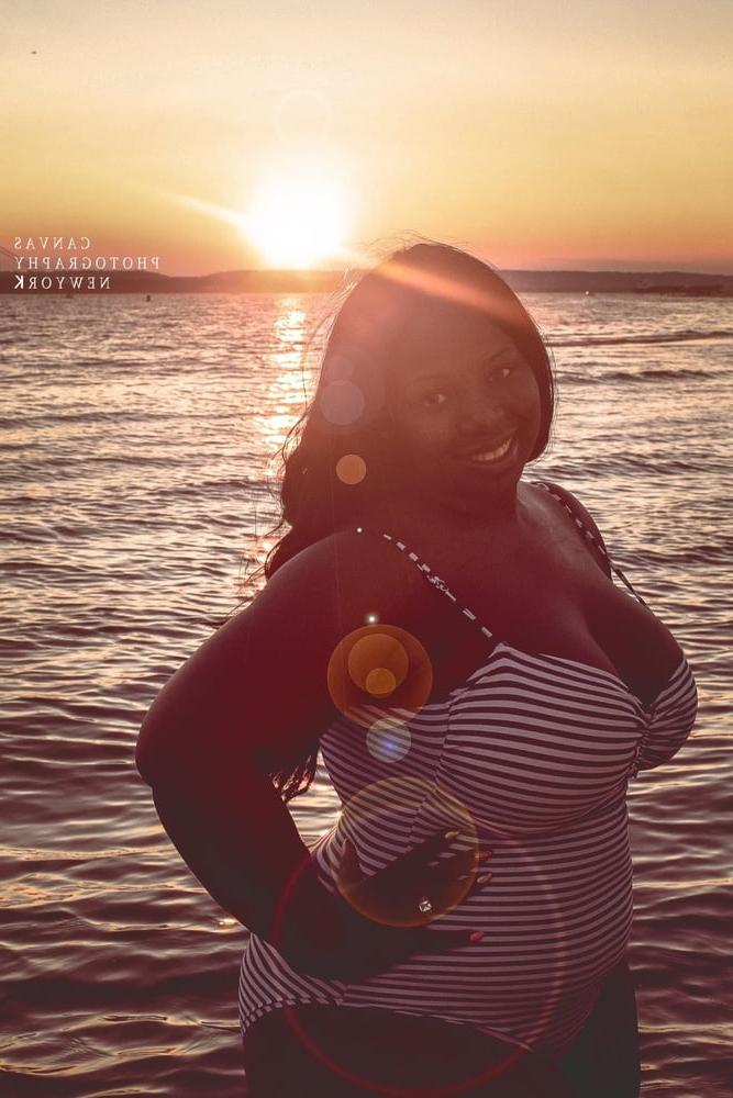 25P Latoya Jones Facebook bbw model