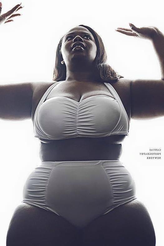 25P Latoya Jones Facebook bbw model