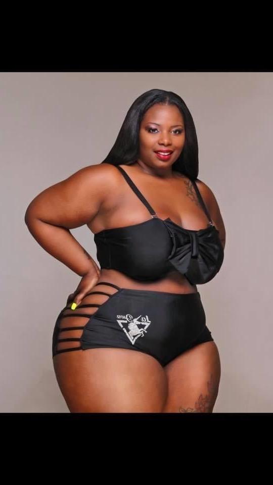 25P Latoya Jones Facebook bbw model