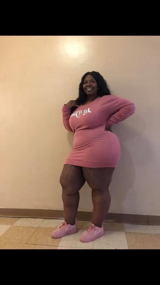 25P Latoya Jones Facebook bbw model