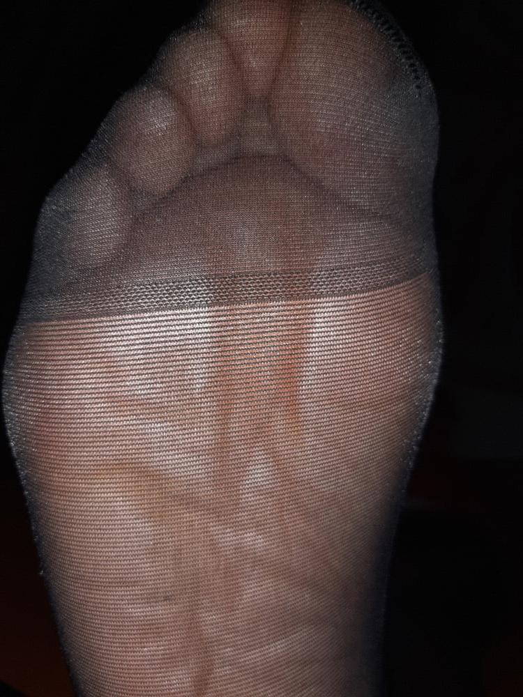 9P Wife legs