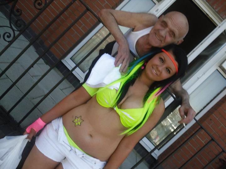 5P Neon raver boobs