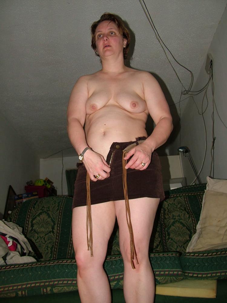 25P Amateur Wife