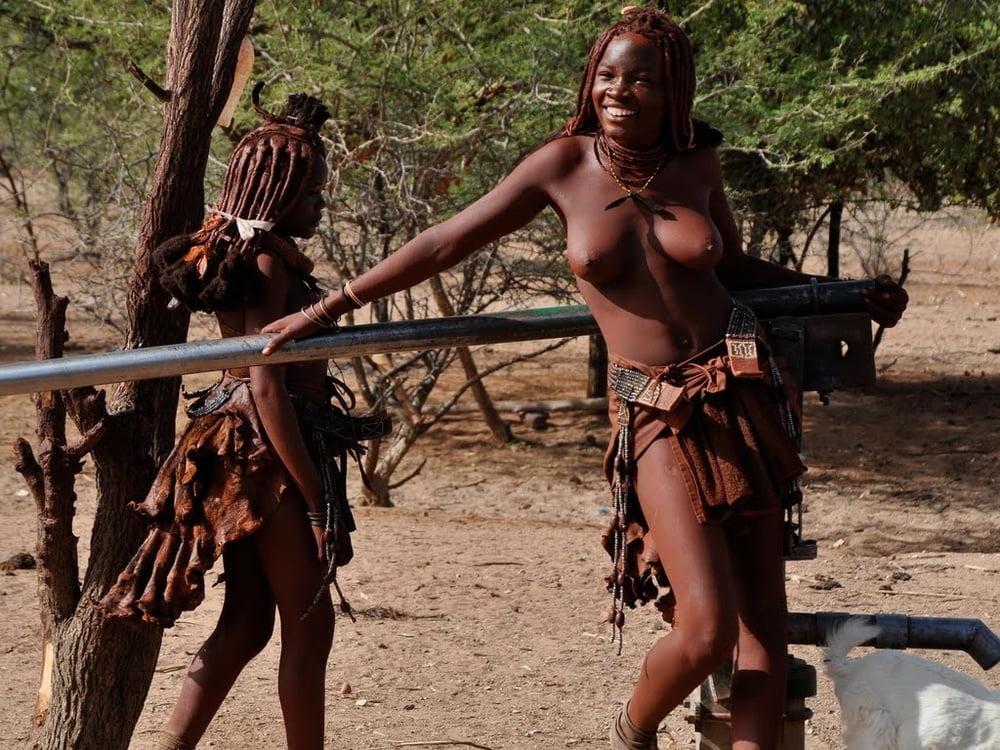 25P Afrincan Tribes - Bunch of Beautiful Women