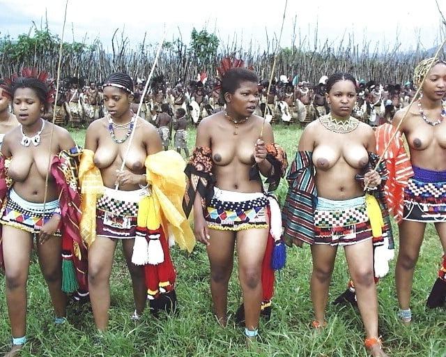 25P Afrincan Tribes - Bunch of Beautiful Women
