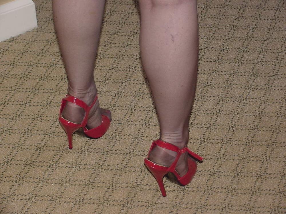 22P RHT Stocking Wife 5