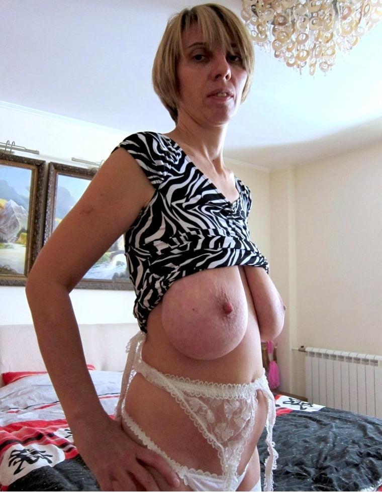 25P Massive Boobs Mommys #1 (StreetBoy2000)