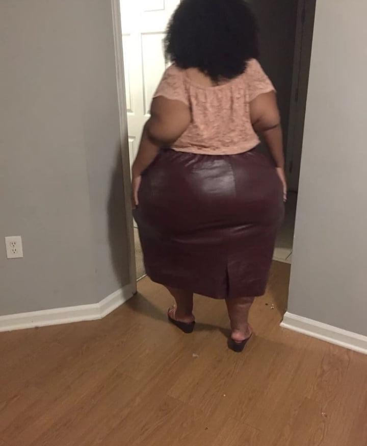 25P Super BBW Pears