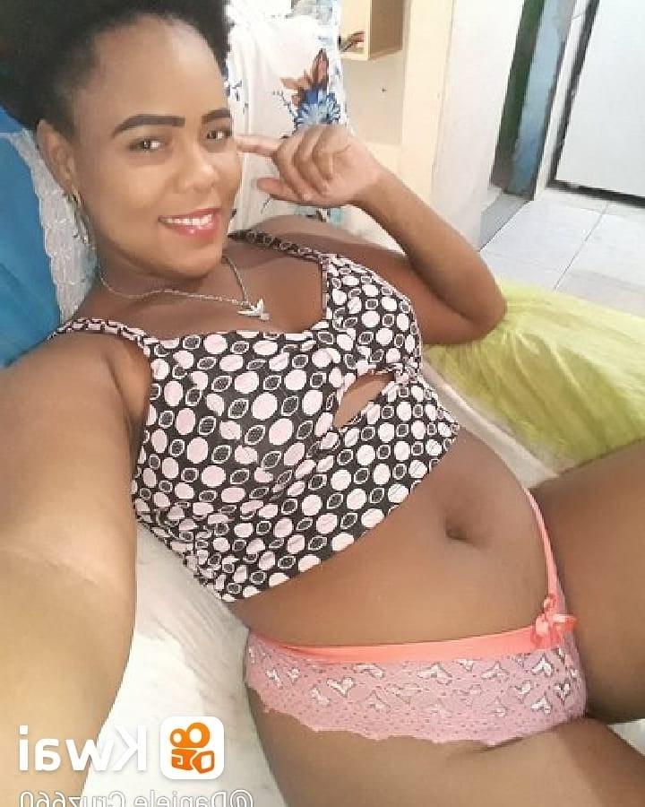25P DANI SEXY GROSSER ARSCH LATINA