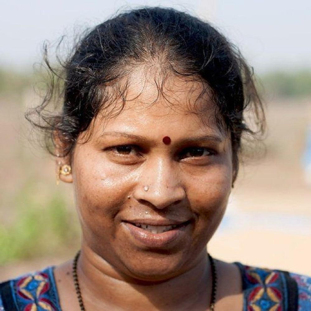 25P Sweaty Indian Aunties Nude &amp; Non-Nude collection