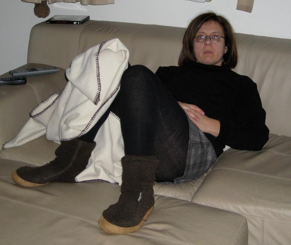 25P Pantyhosed Mature Belgium Wife