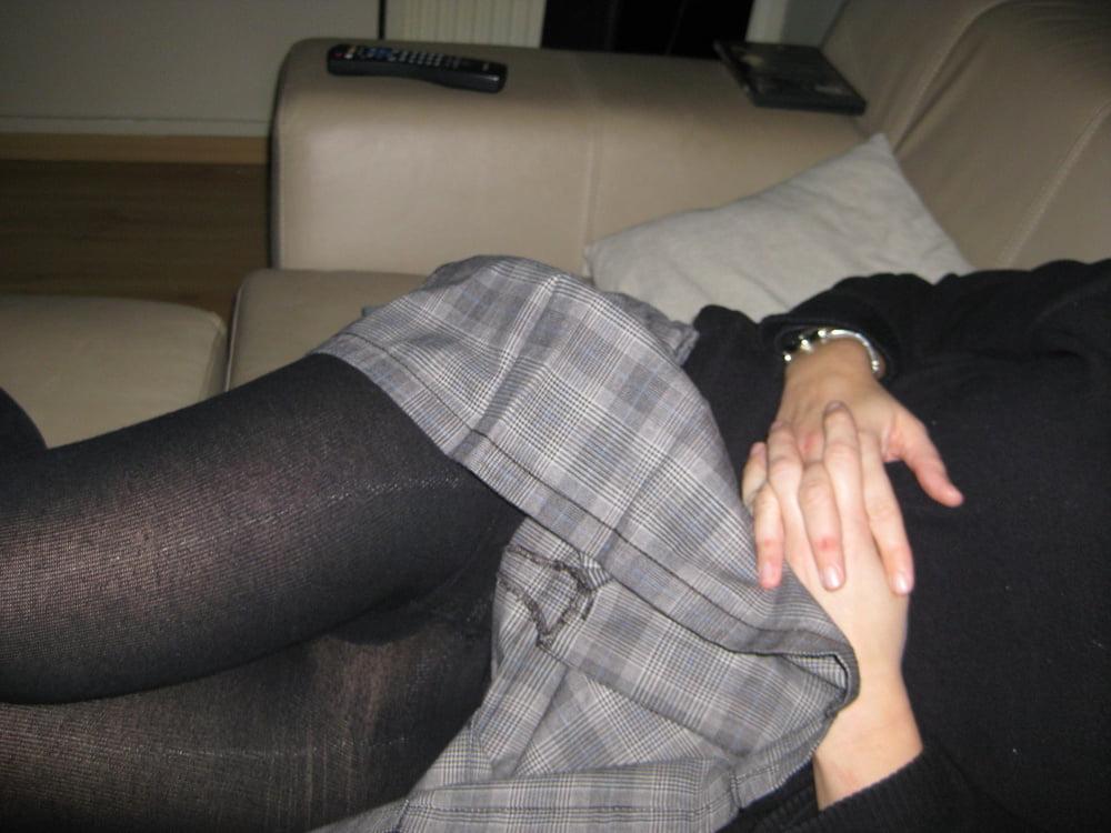 25P Pantyhosed Mature Belgium Wife