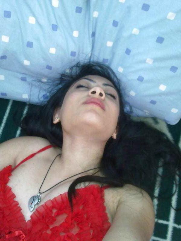 9P Egyptian girl
