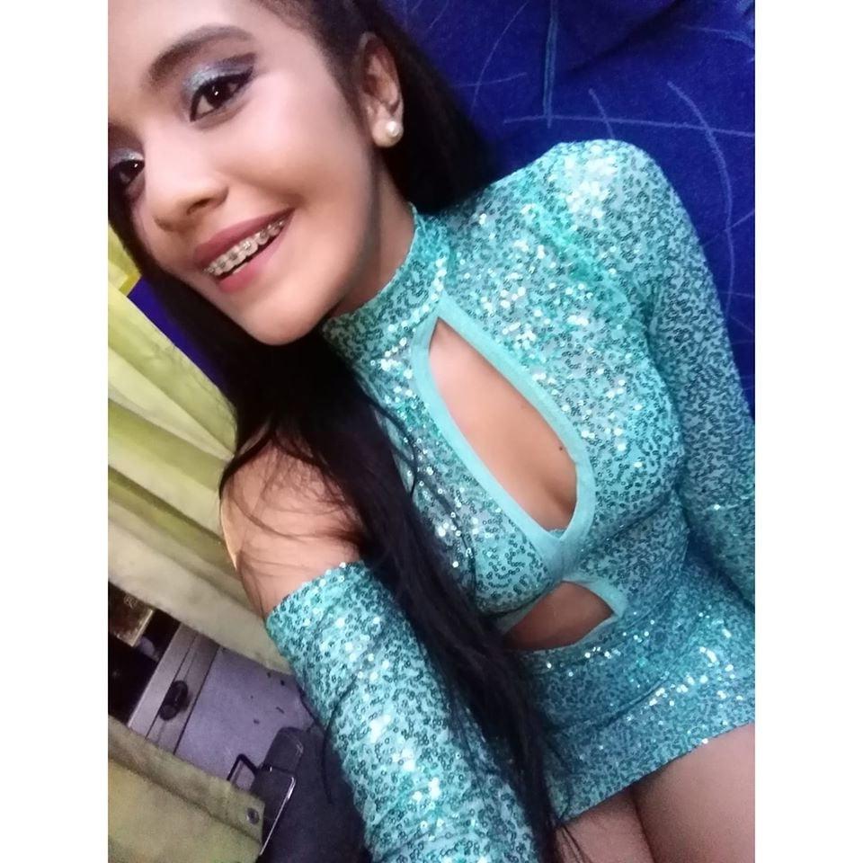 25P YADIRA CACHAY sexy teen peruvian