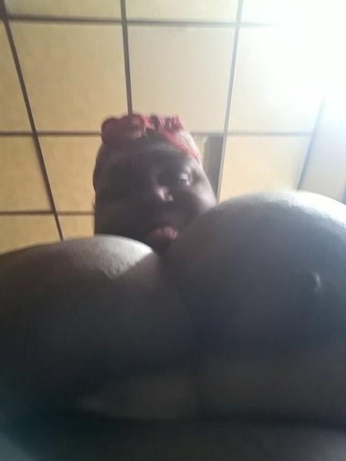25P Fine ass amateur black women pt 18