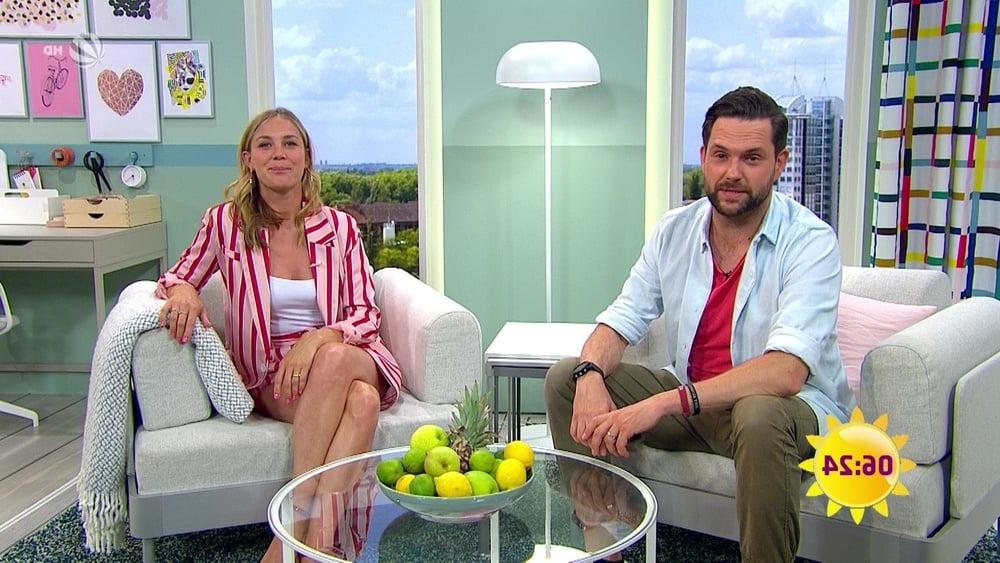 25P German TV Milf Alina Merkau