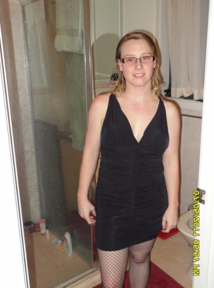 14P UK Wife F
