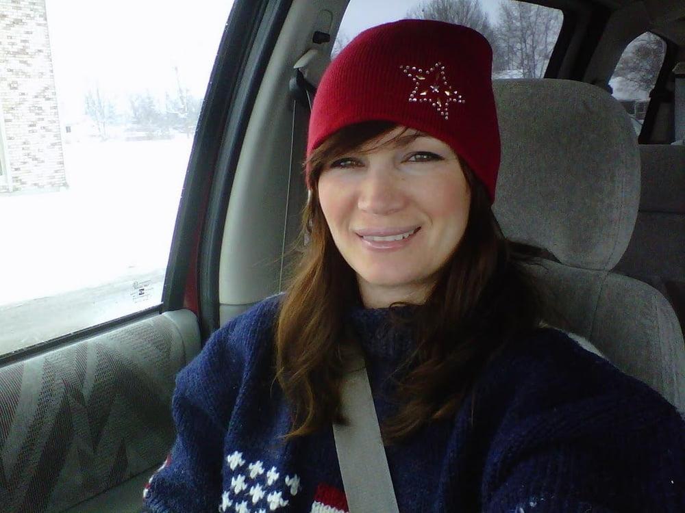 19P Karen - MILF Navy Wife