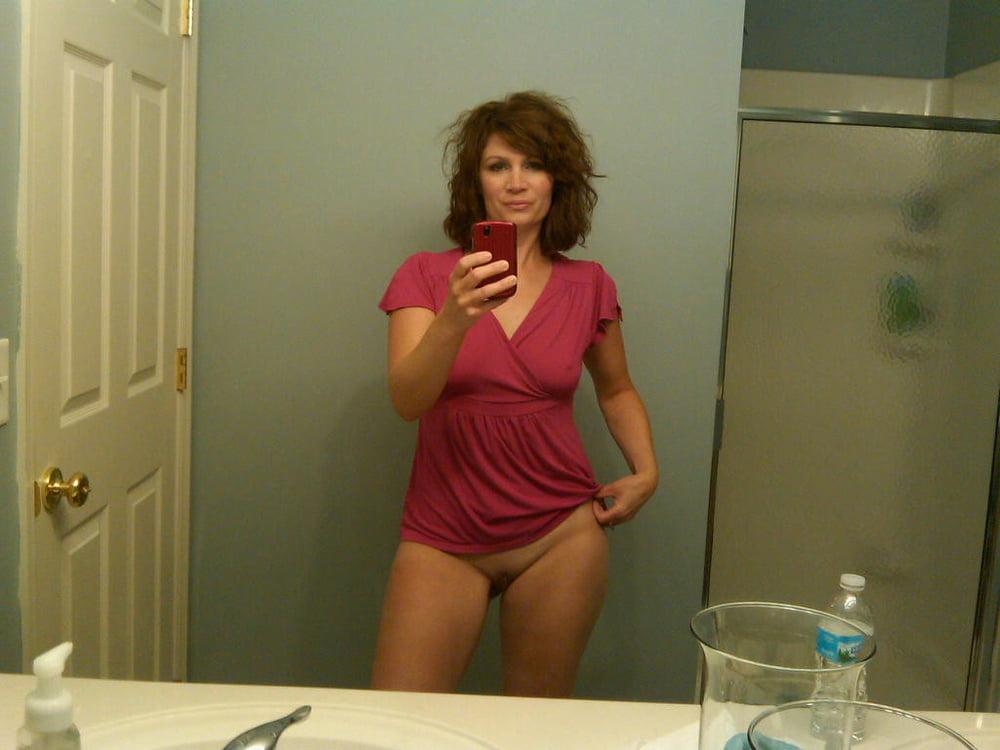 19P Karen - MILF Navy Wife