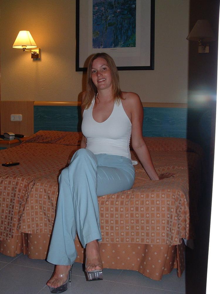 25P web find, Stocking wife
