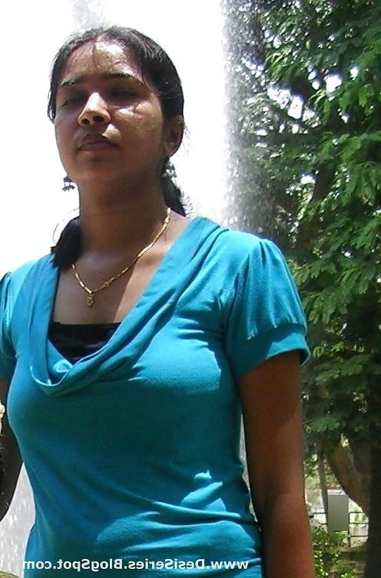 25P Threesome malayalee nude indian desi wife
