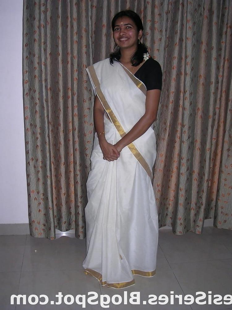 25P Threesome malayalee nude indian desi wife