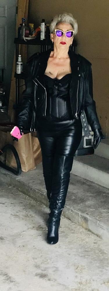 25P Pvc boots leather latex 122